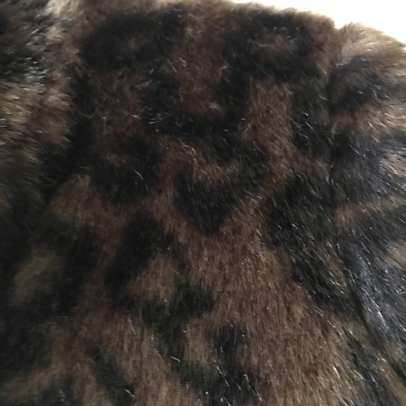 Leopard print coat by Velvet. New—no tags. - Picture 5 of 5